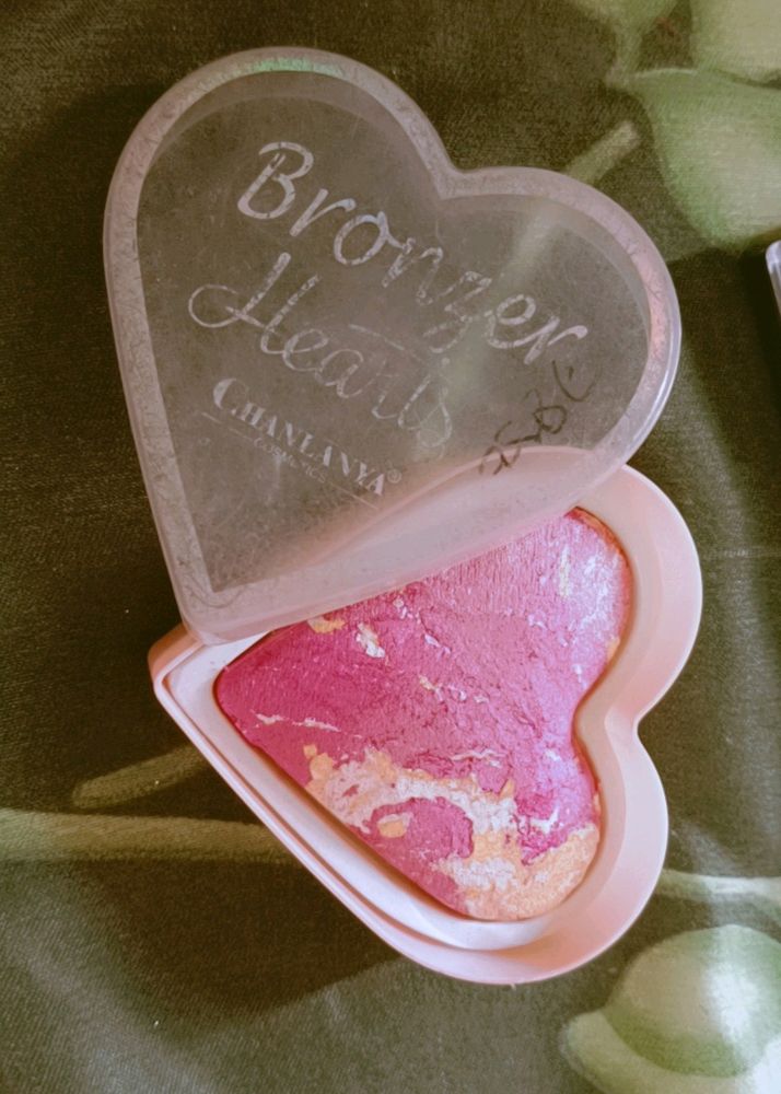 Bronzer, Blusher, Highlighter