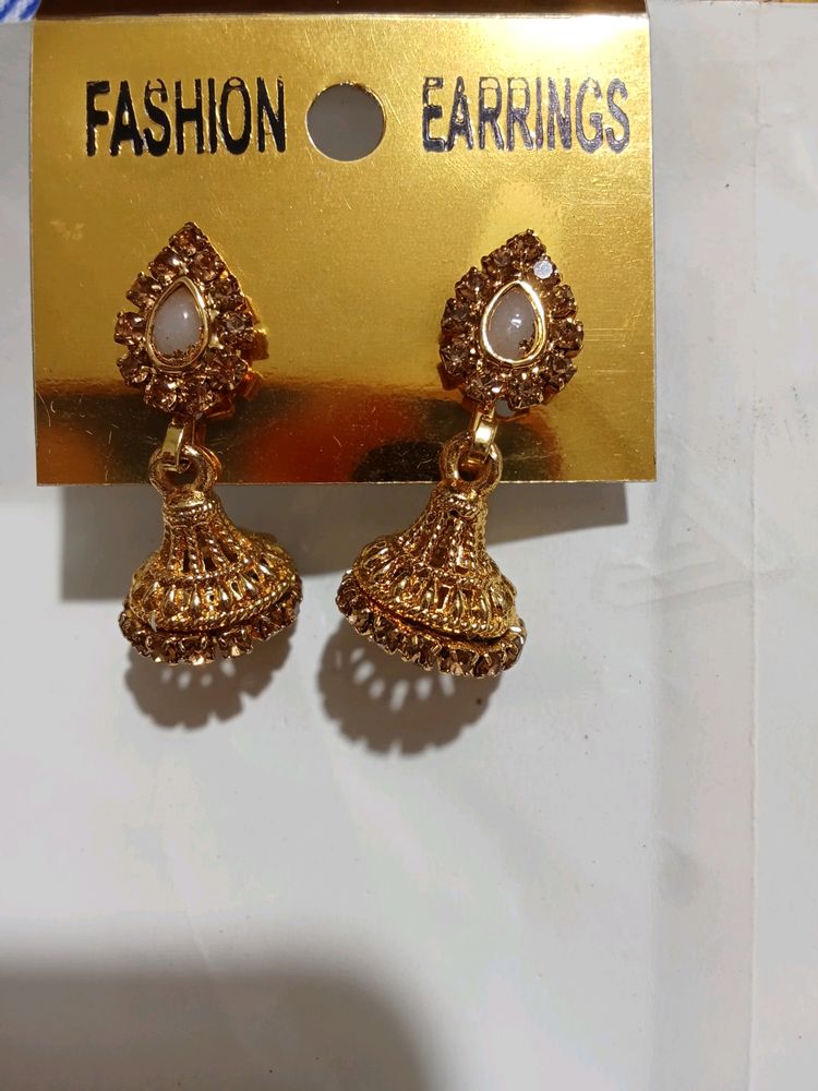 Artificial Earrings 😻 No Use