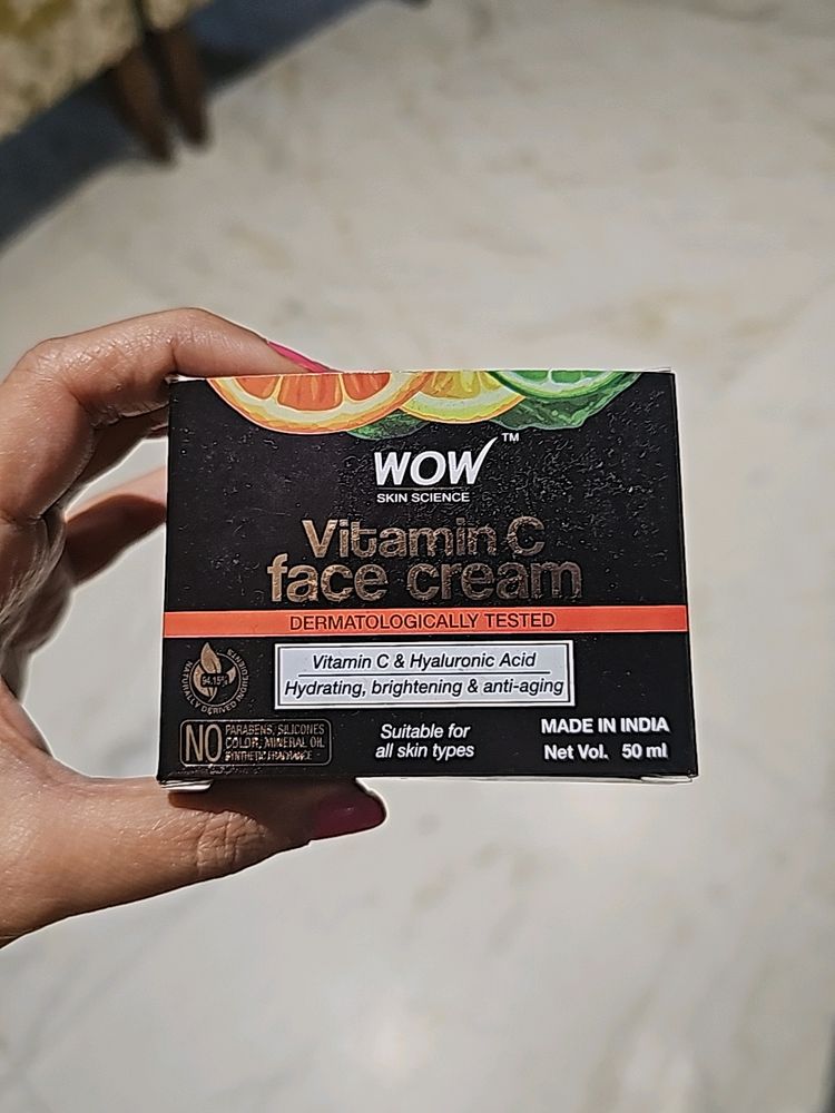 Wow Skin Science Vit C Cream