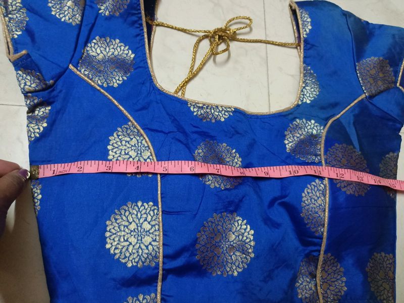 Blue Silk Stiched Blouse Padded Size: 30"/32"/34