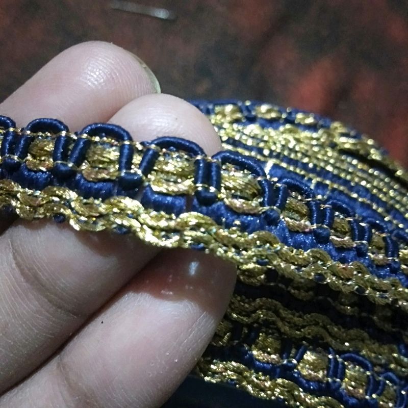 Golden Blue Lace