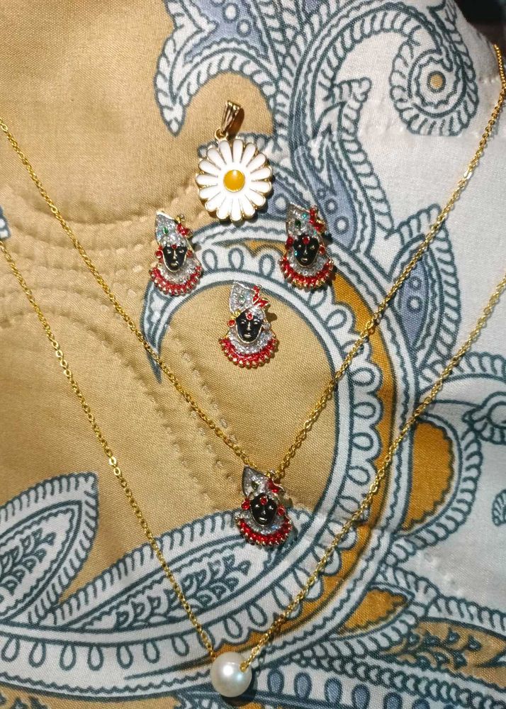 2 Pendent (Khatu Shyam,Moti )+Free 4 Charms