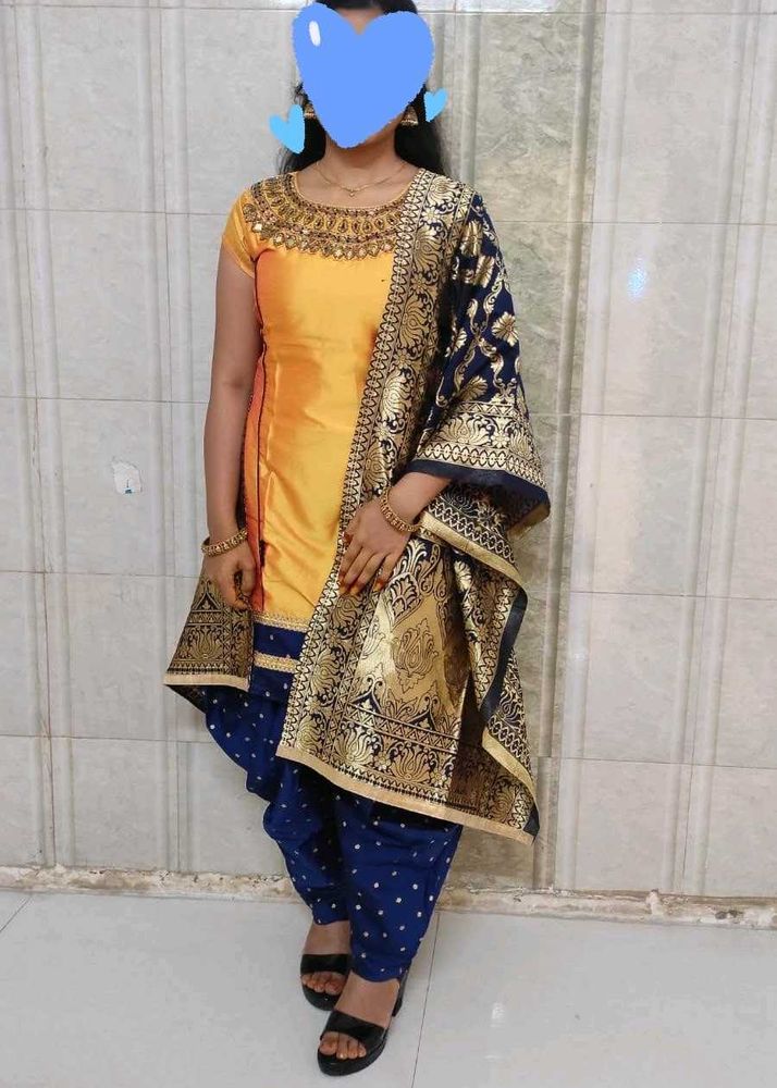 Yellow And Navy Blue Kurti Set