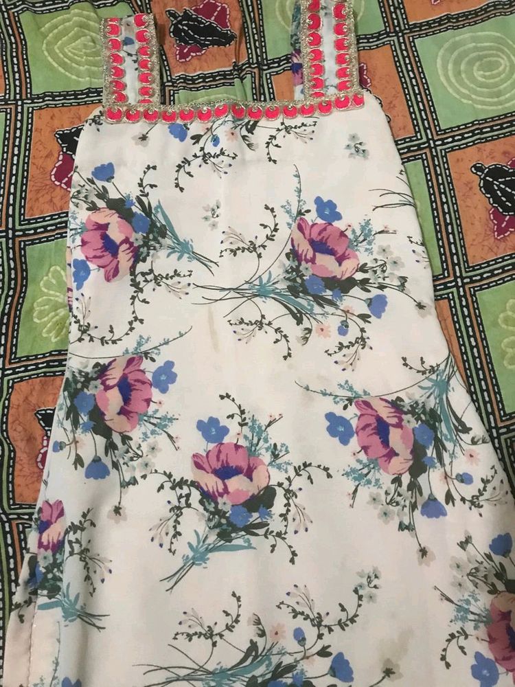 Georgette Sleeveless Kurti Hardly Worn