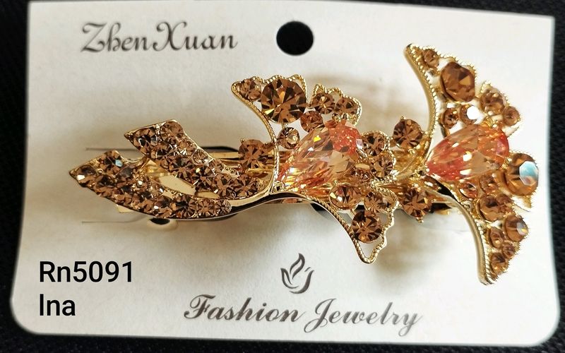 5091 - - Korean Diamond Hair Clip