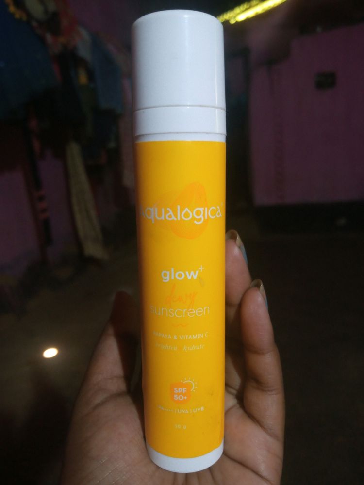 Aqualogica Glow+dewy Sunscreen Spf 50+