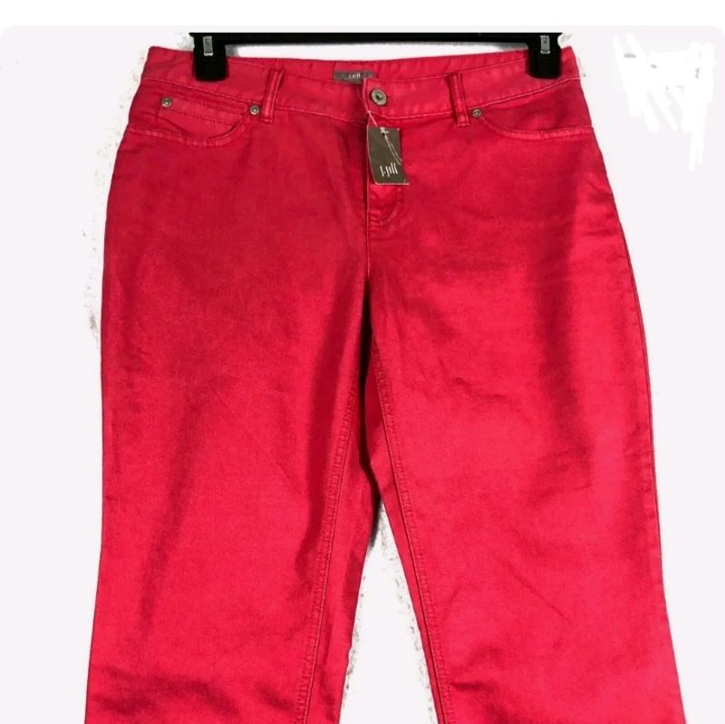 Women's Red Capri