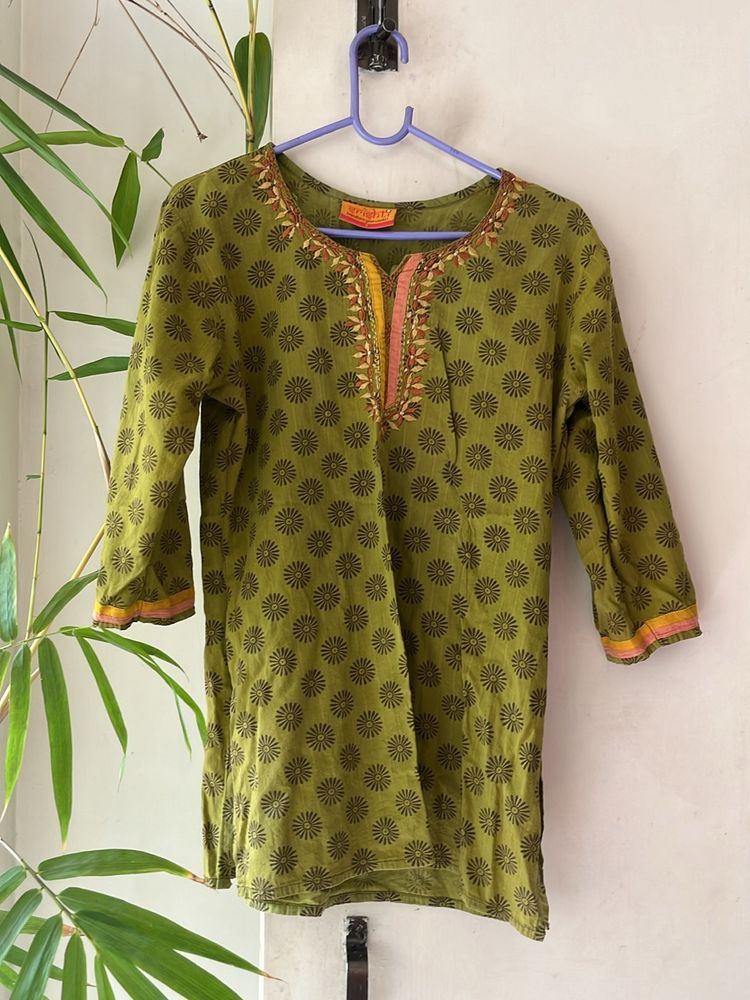 Green Kurta