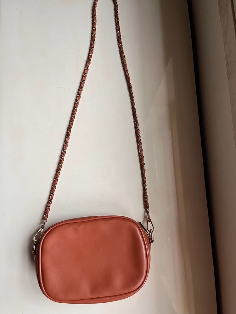 Ginger Sling Bag