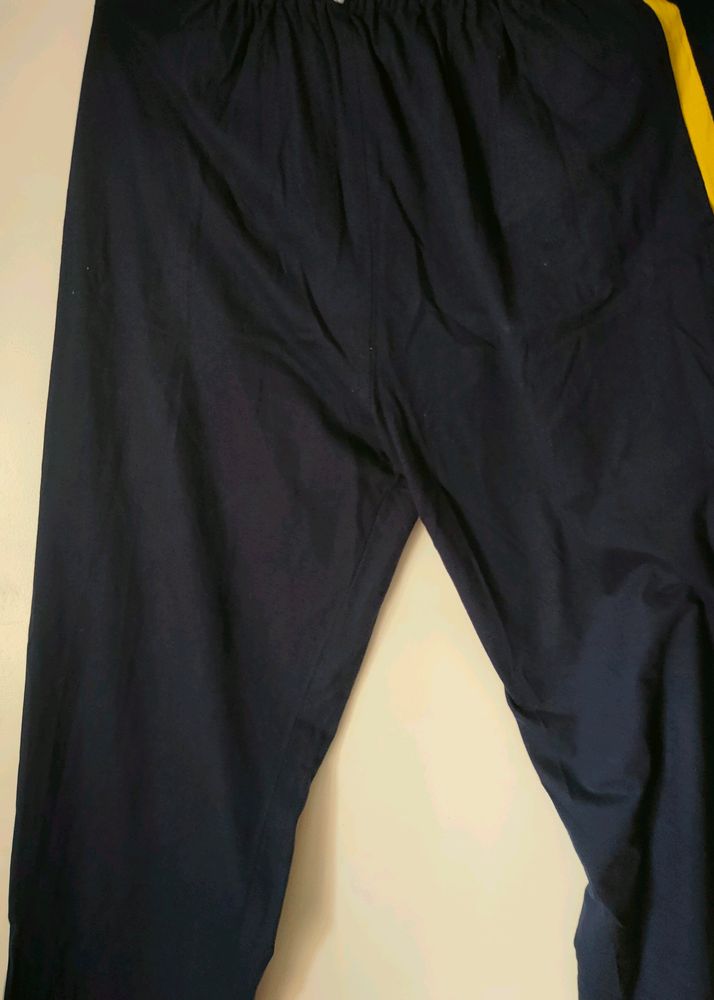 NAVY BLUE TRACK PANT