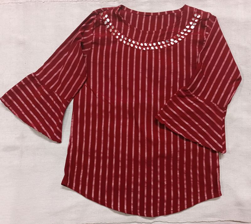 Straight Top With Lining Pattern