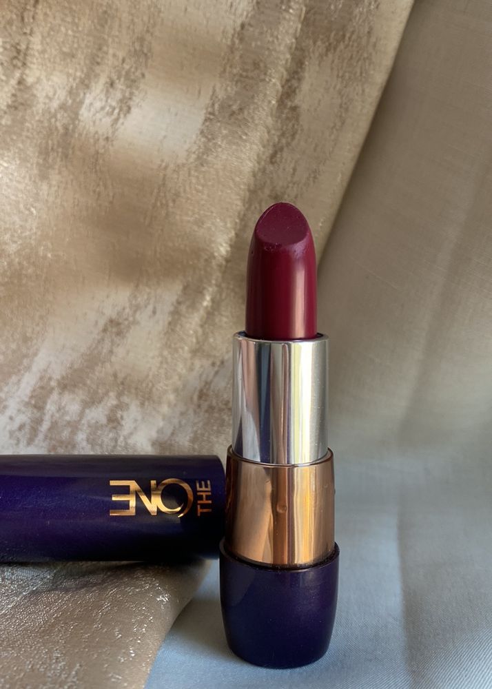 Oriflame Sweden The One Very Burgundy Lipstick.