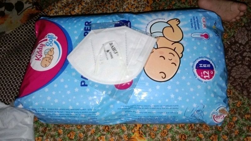 40 Diapers Only 270 Rupees