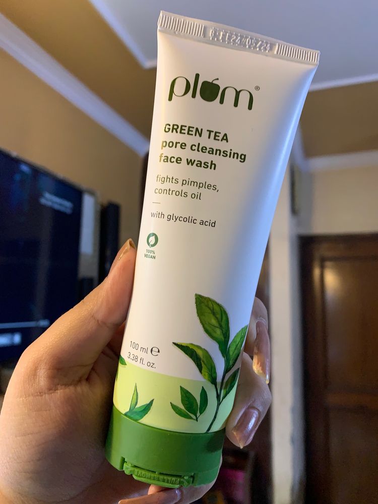 Plum Green Tea Pore Cleansing Face Wash