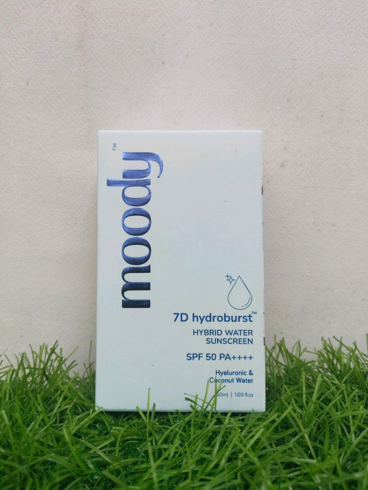 Moody Hydrating Sunscreen