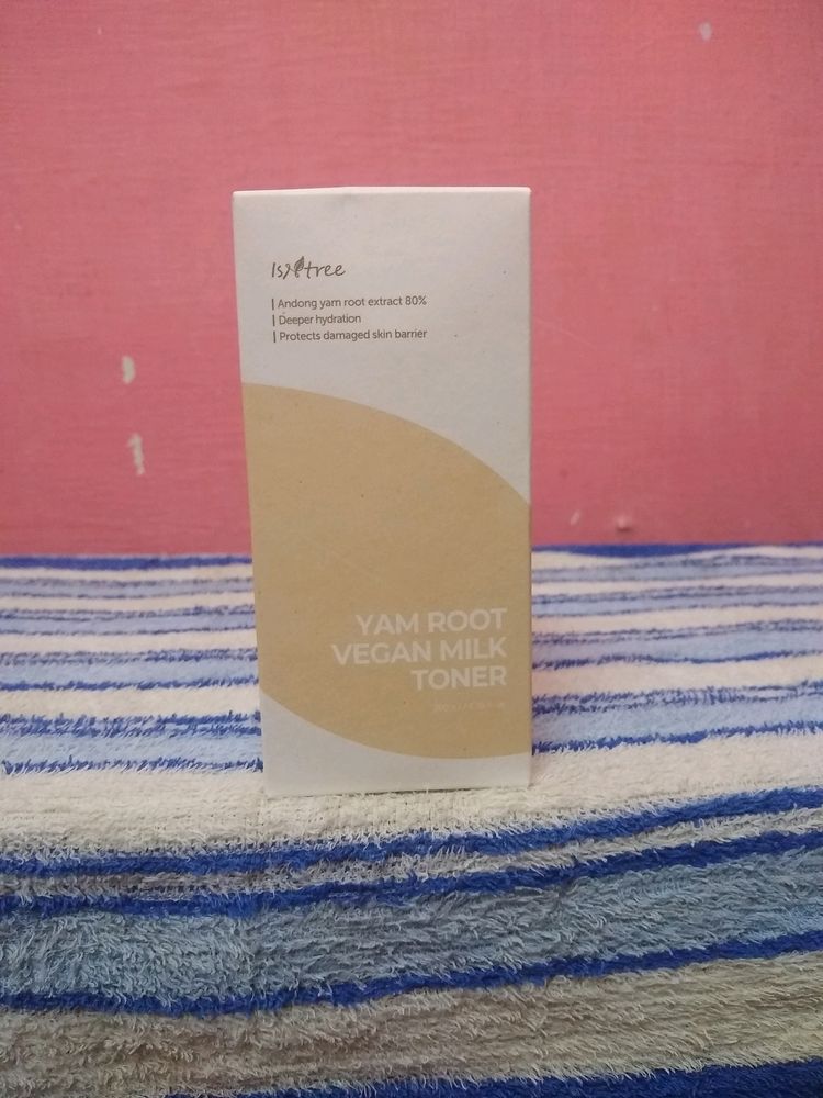 Isntree Yamroot Vegan Milk Toner