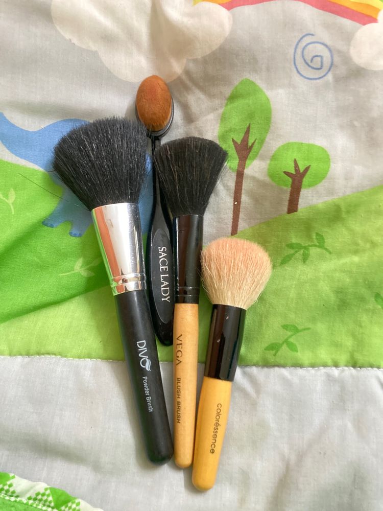 Makeup Brushes