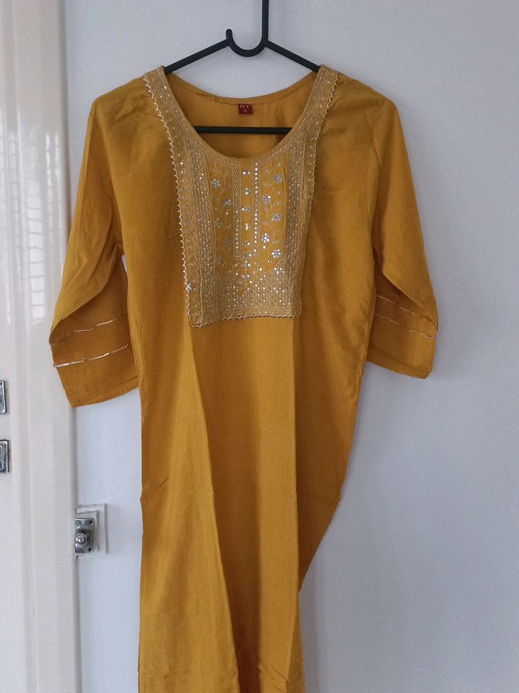 Kurti Set