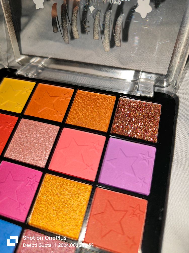 eyeshadow palette