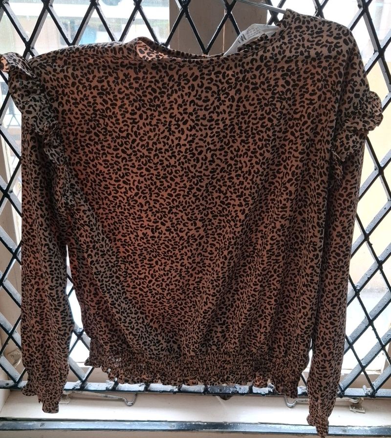 Cheetah Print Round Neck Full Sleeve Top