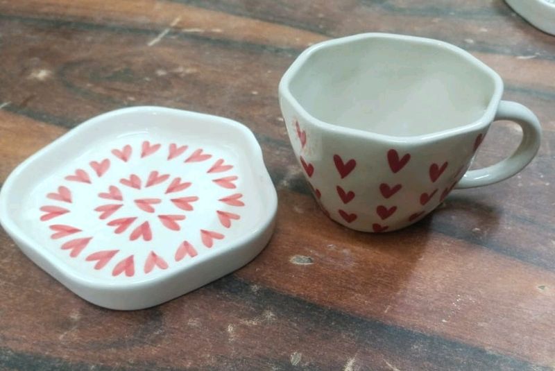 New Unique Heart Wala Ceramic Cup And Plater