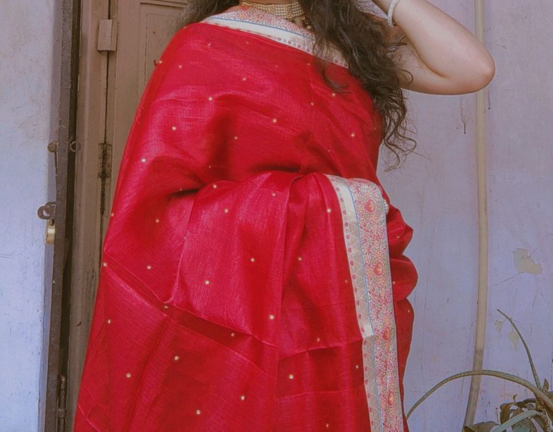 Saree With Stiched Blouse ❤️