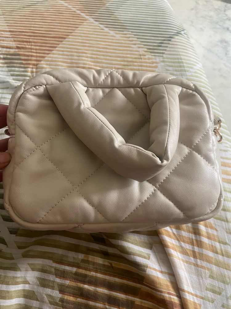 Primark London Sling Bag