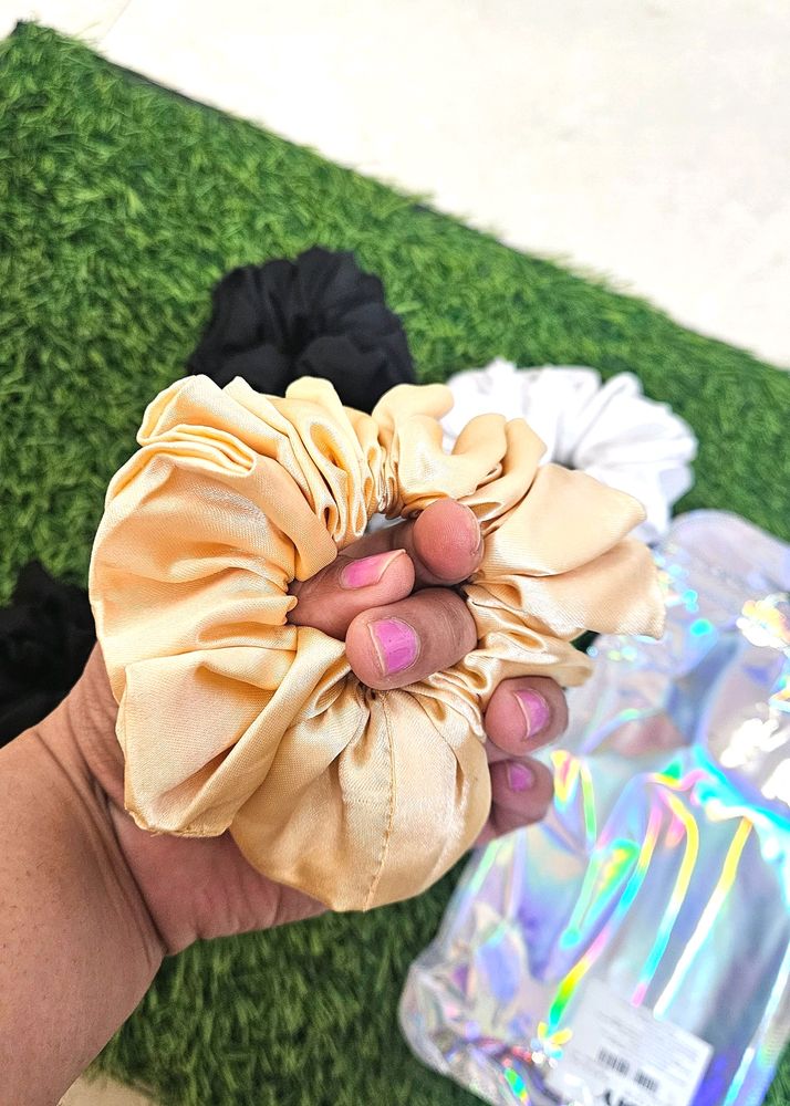 5 Beautiful Scrunchies L Size