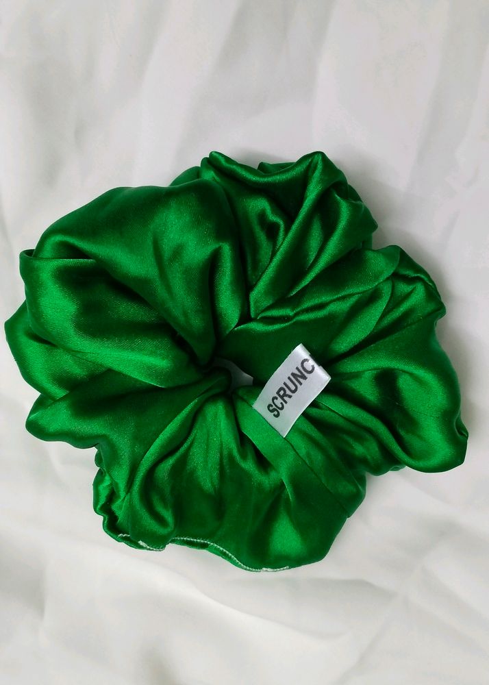 Green Satin Scrunchie 💚