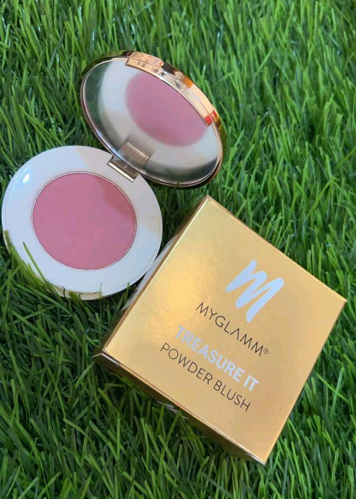 MYGLAMM Treasure It Powder Blush