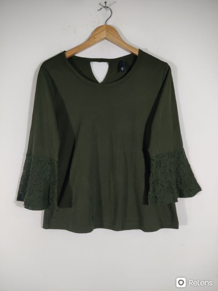 Green Full Sleeves Round Neck Top (Women's)