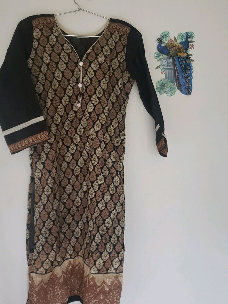 Black Kurti