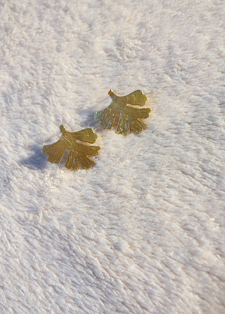 Leaf Shape Stud Earring