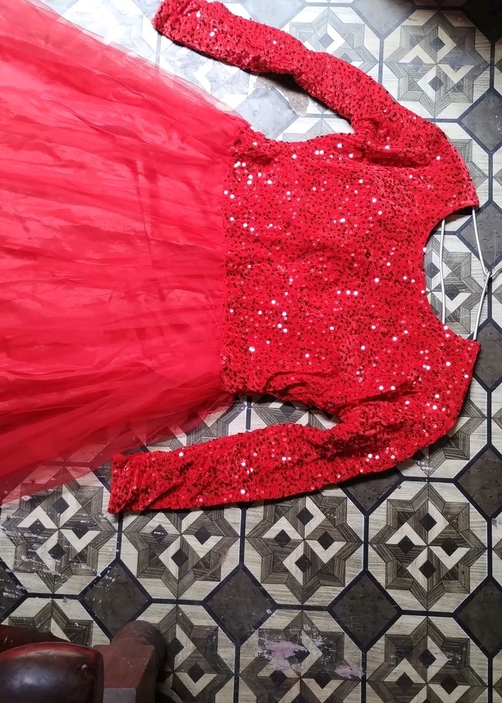 Red Sequence Gown 💗