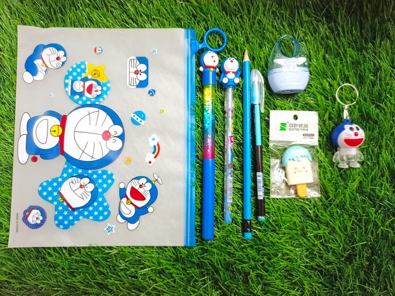 Doremon Stationery Hamper