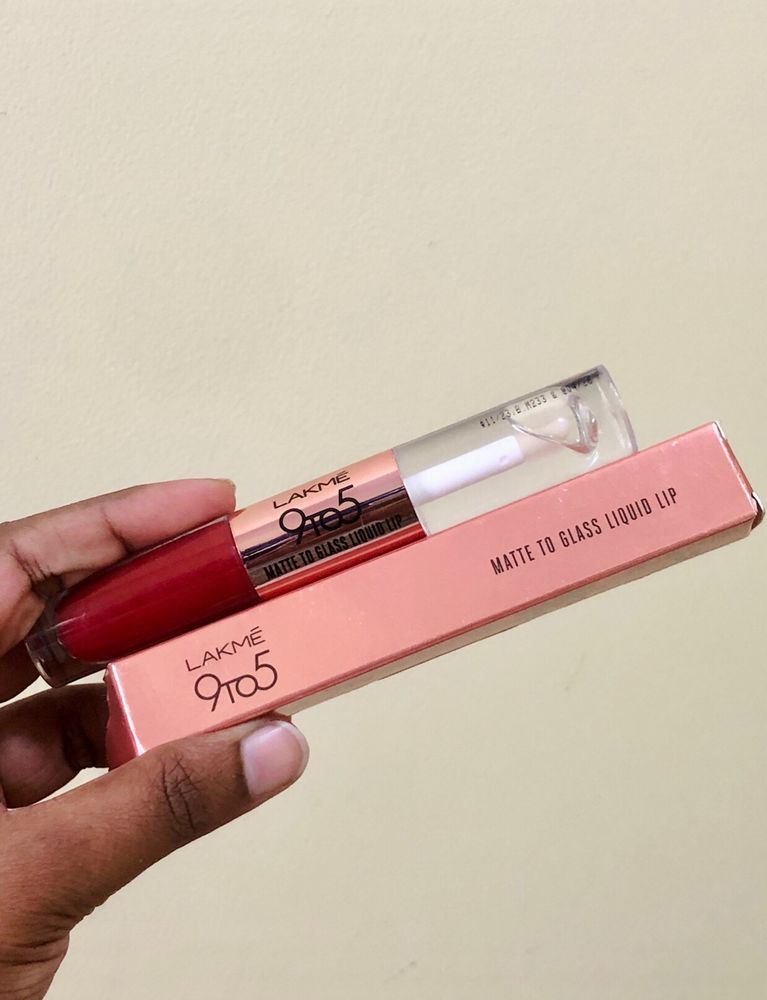 Lakme 9-5 Liquid Lipstick