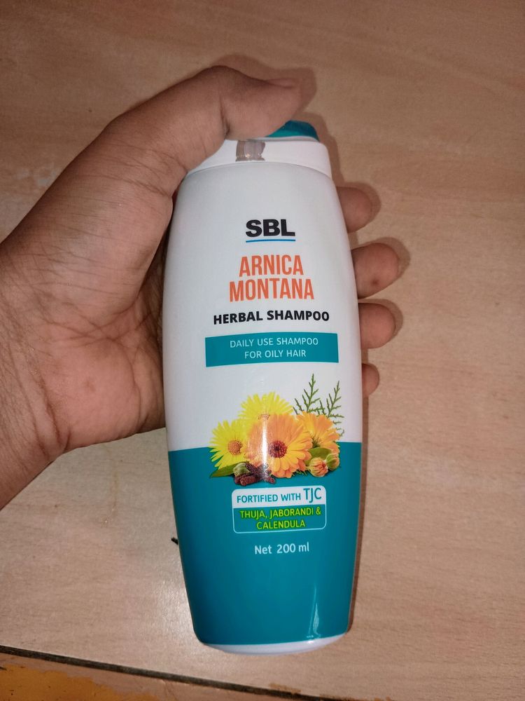 SBL Arnica Motana Herbal Shampoo