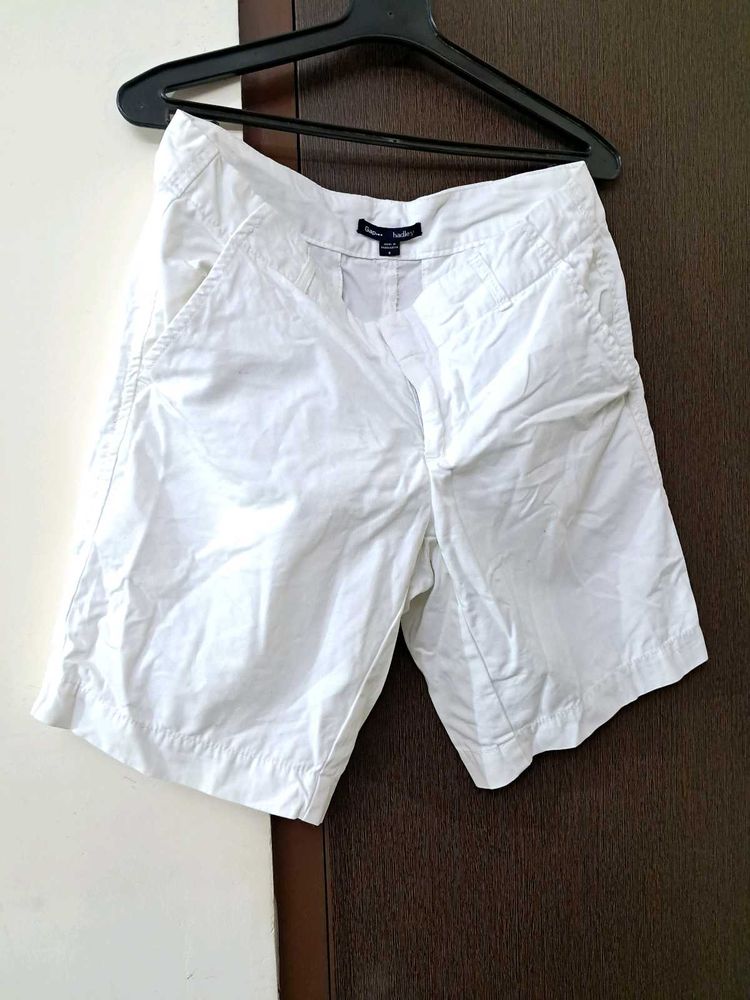 Gap: White Shorts