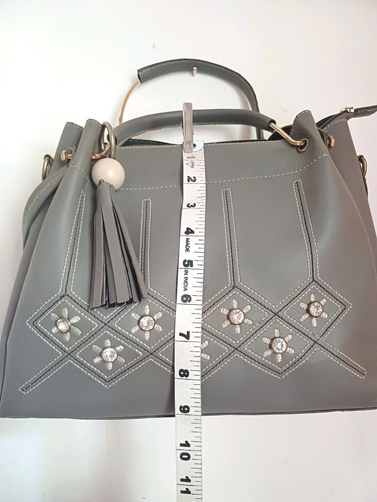 💥🆕️ Grey Handbag