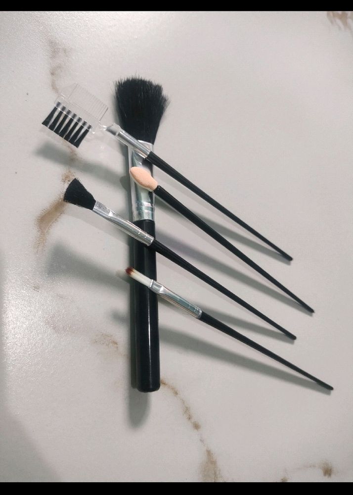 Set Of 2 Combo Pack Kajal And Brushes