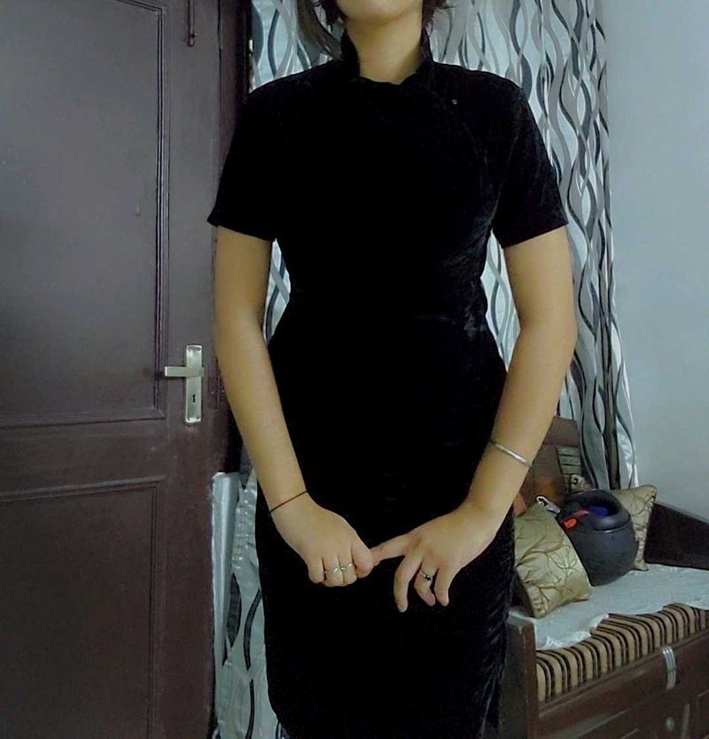 Velvet Black Cheongsam