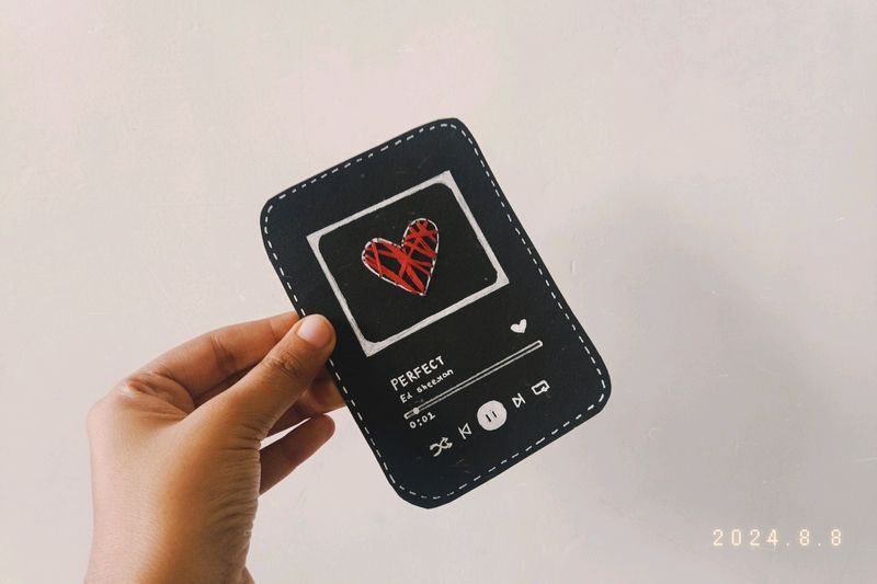 HEART THREAD CARD