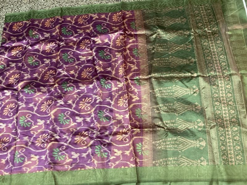 New Purple N Green Saree Without blouse  For Grabs