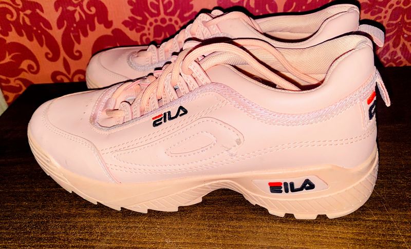 Fila Womens Disruptor Ii Sneaker