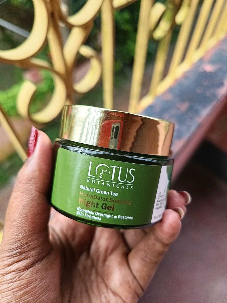 Lotus Botanicals HydraDetox Superlight Gel