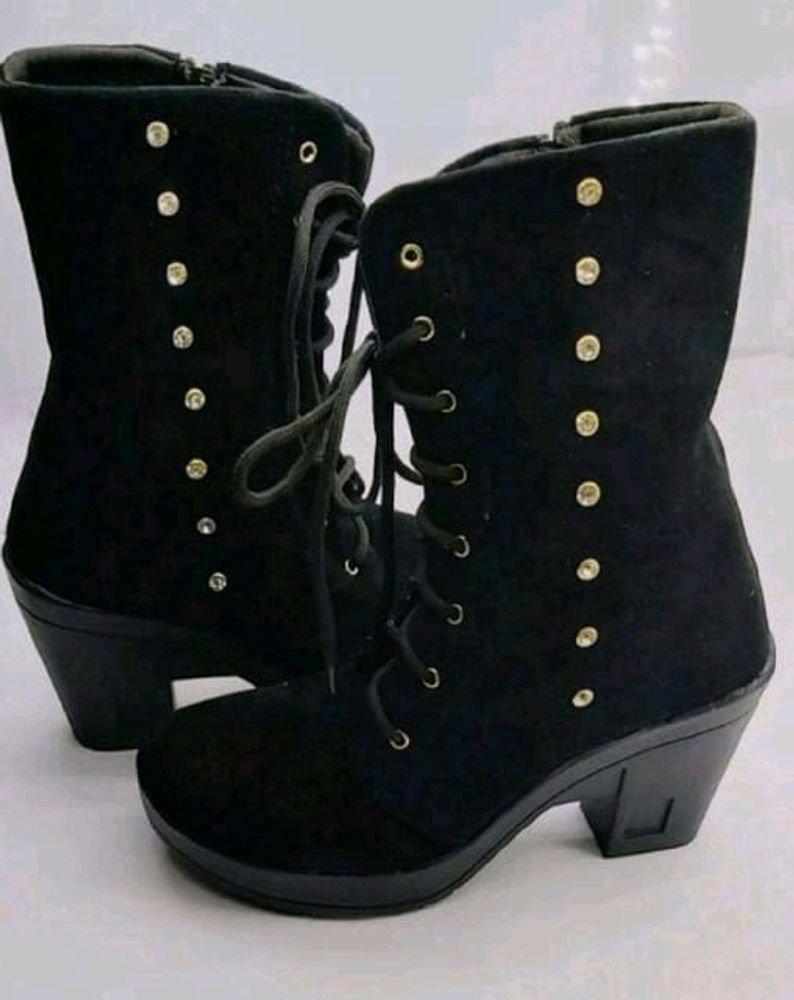 Black Stylish Women's Boots