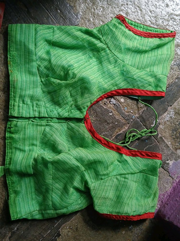 Green Blouse With Red Border Lase For Women