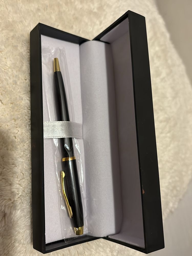 New Pen 🖊️🥂