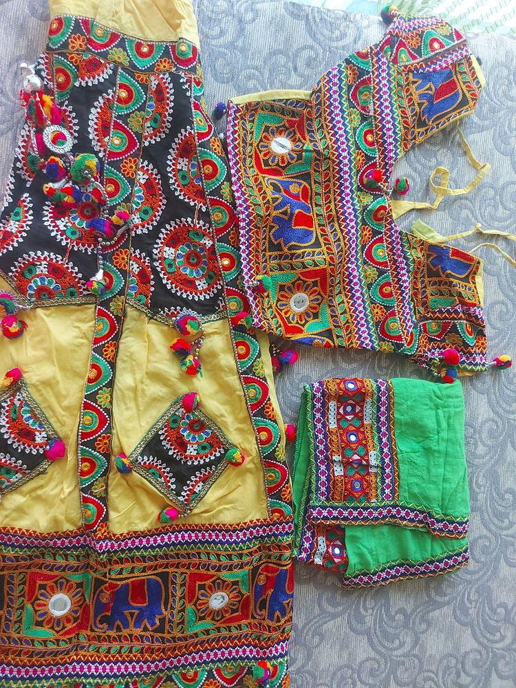 Garba Lenhga Blouse And Dupatta