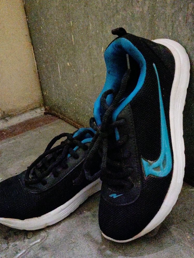 Blue Sports Shoes